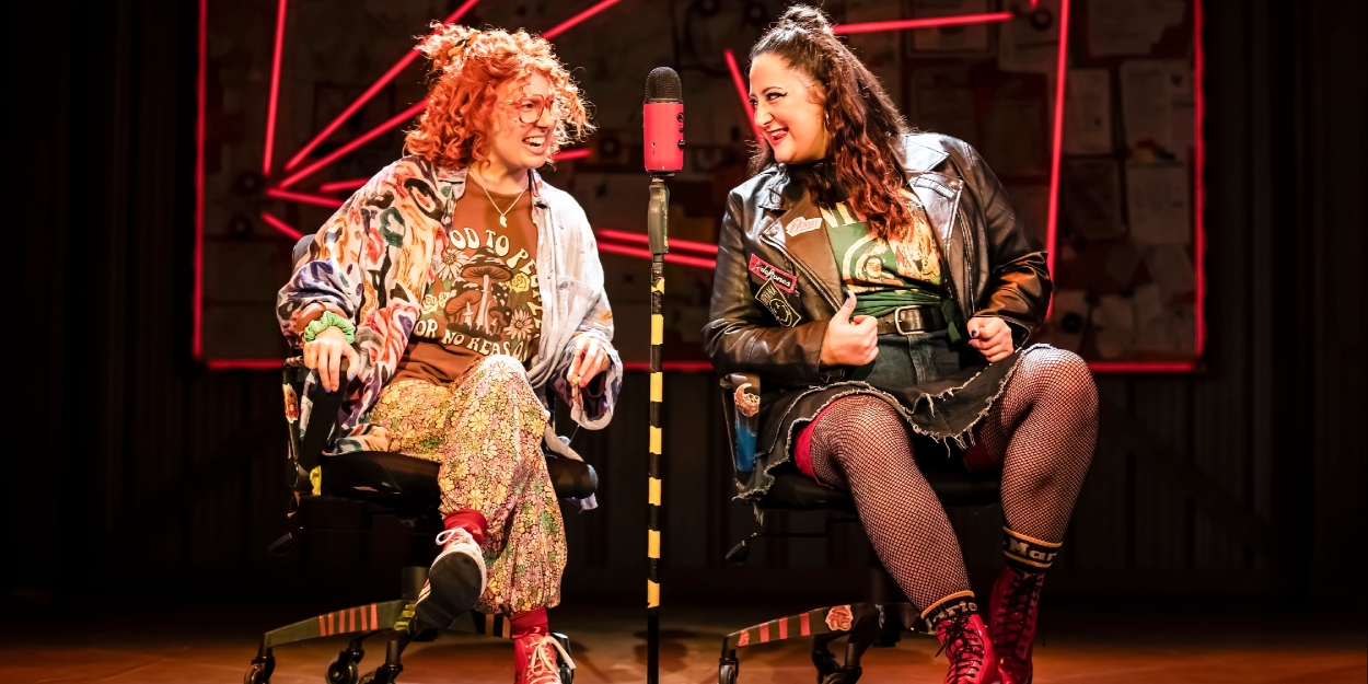 Review: KATHY AND STELLA SOLVE A MURDER!, Ambassador's Theatre